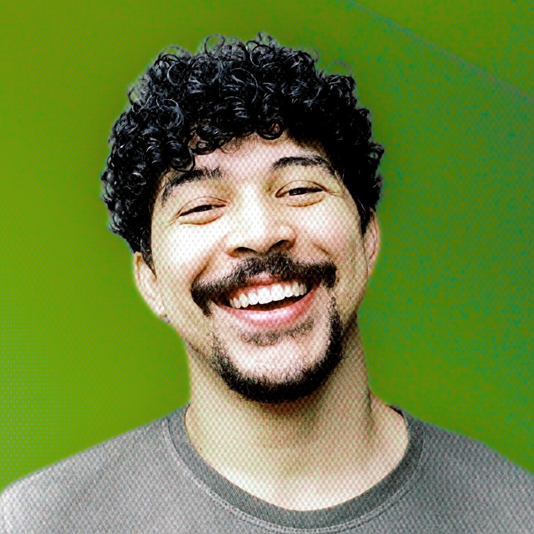 Foto de Jonathan Alves, professor de Libras